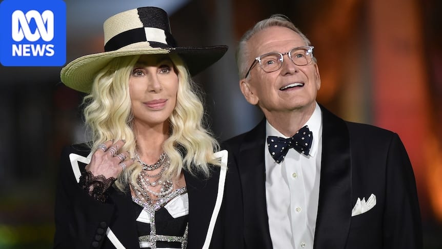 Bob Mackie, legendary costume designer, dies at 87