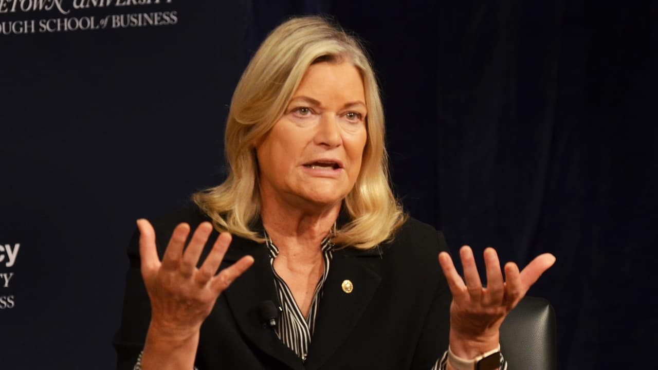 Clarity Act faces tight deadline with ethics provision unresolved