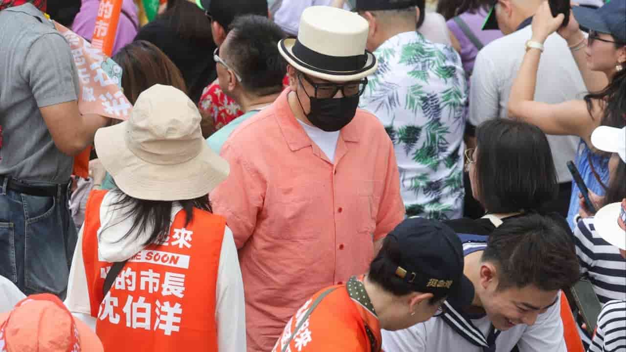 Beijing warns Taiwanese against 'two-faced' actions after TV host attends rally