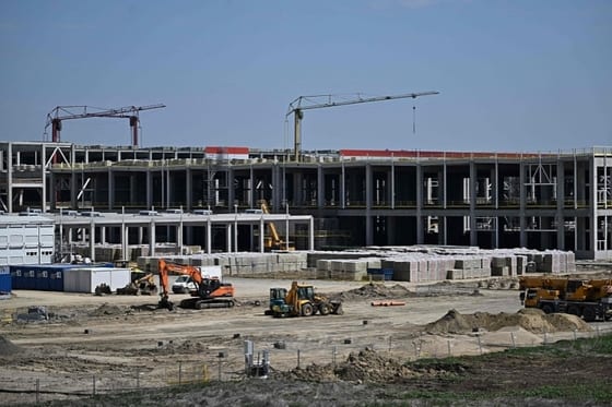 CATL begins battery cell production at Hungary plant