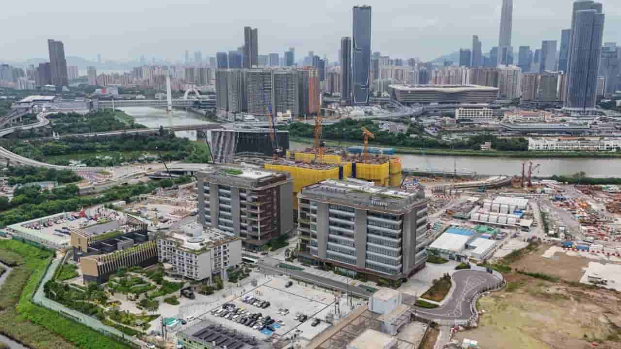 Hong Kong land tender for tech hub draws six bids