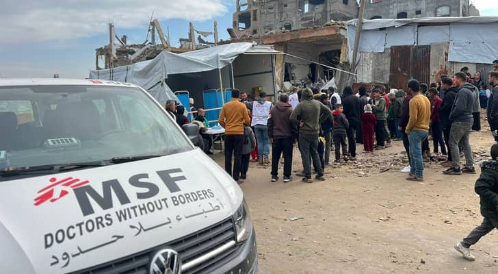 MSF staffer wounded in Israeli air strike near Gaza convoy