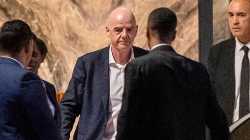Arab nations back Infantino, leaving Uefa isolated in Fifa presidential bid