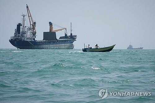 South Korea in talks on Hormuz security, keeps Iran channel open