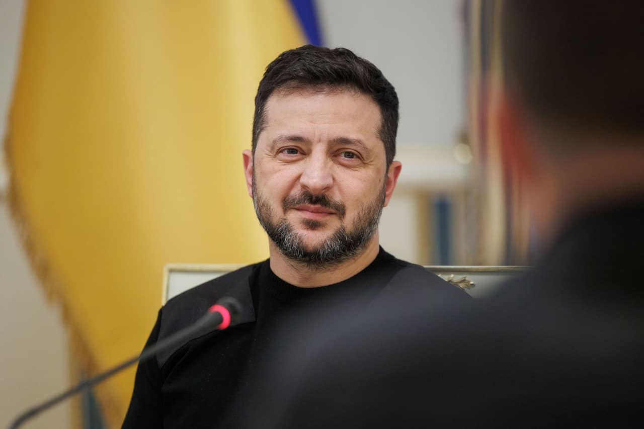 Zelensky visits Netherlands for air defense, economic talks