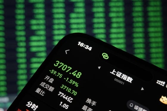 China Stocks Slide as Tech Selloff Deepens