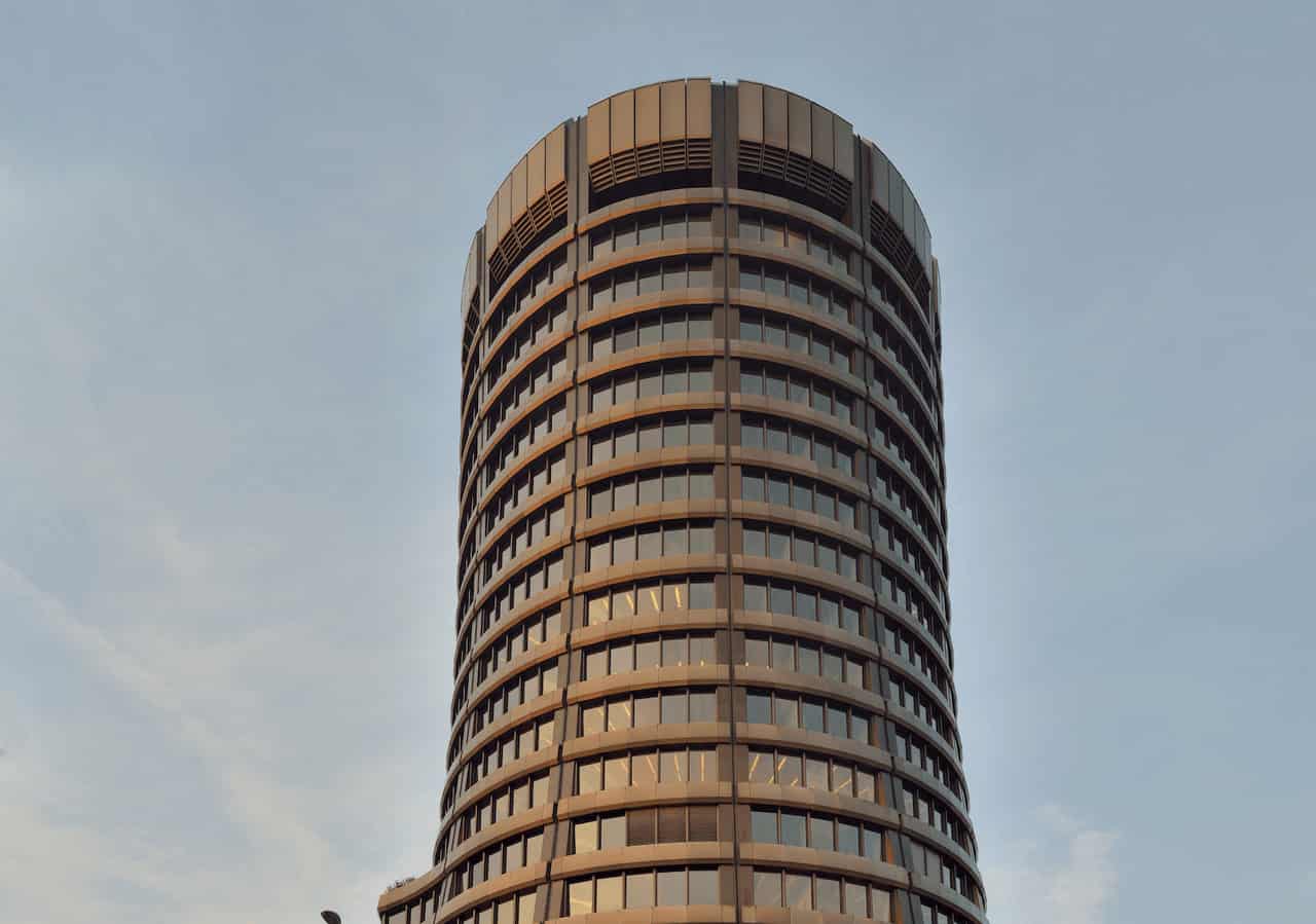 BIS: Stablecoins act like ETFs, not money, and pose FX risk