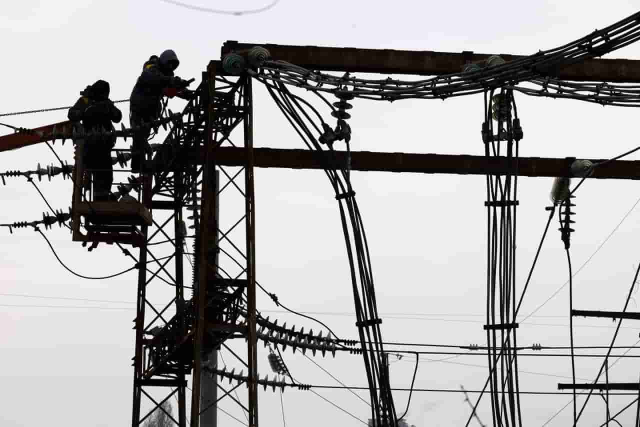 Russian drone strike hits Poltava energy facility, cuts power to 22,000