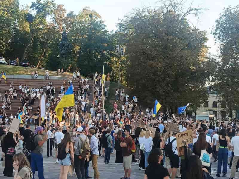 Kyiv March Demands Reinstatement of Ex-Defense Minister Fedorov