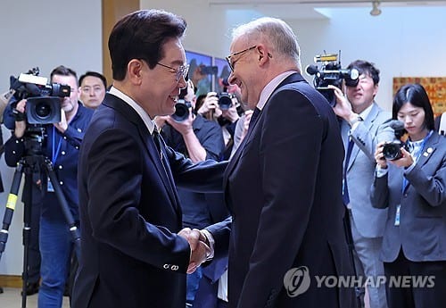 South Korea, Australia leaders meet, discuss energy cooperation