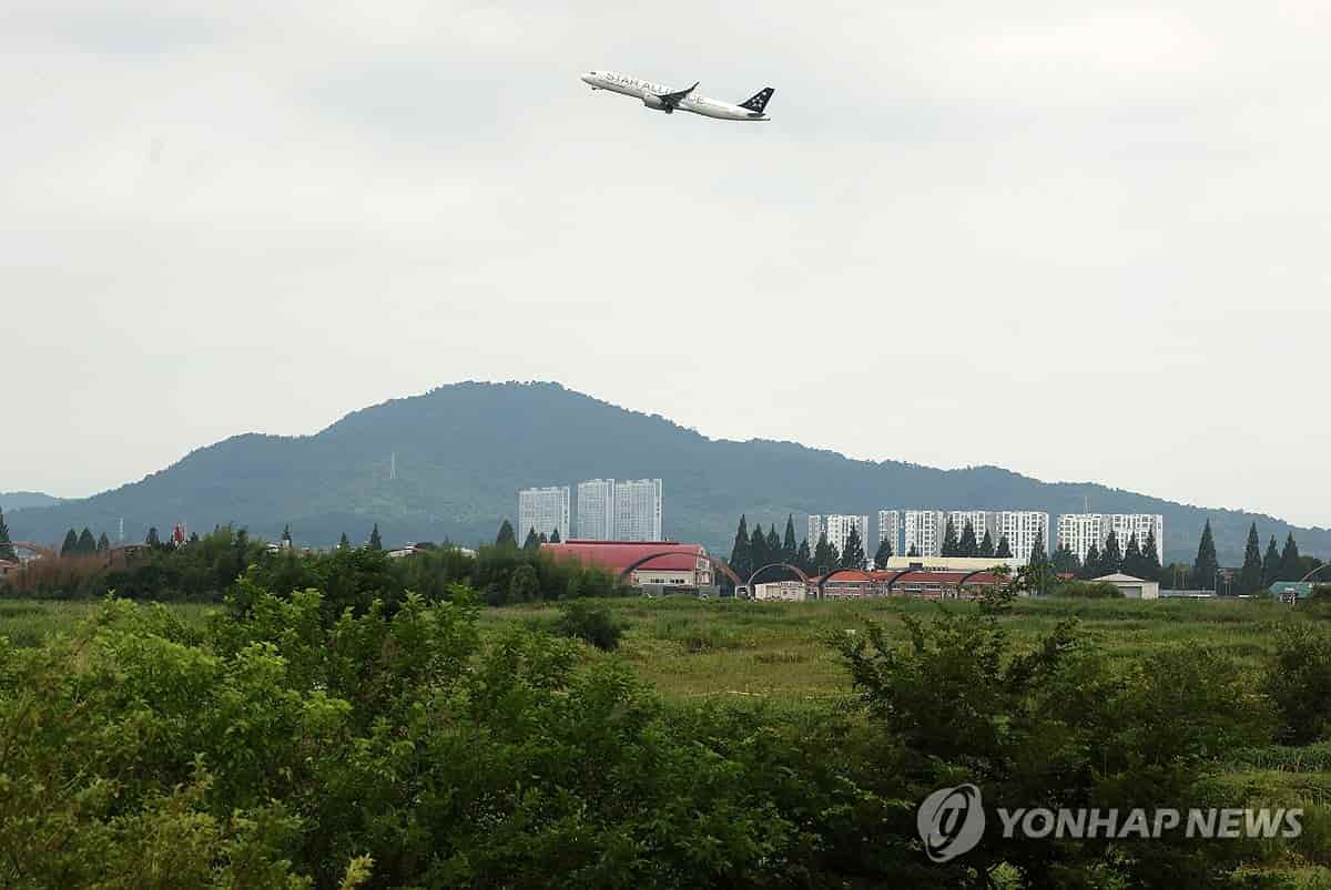 US military cites 'important' interests in Gwangju airport amid relocation plan