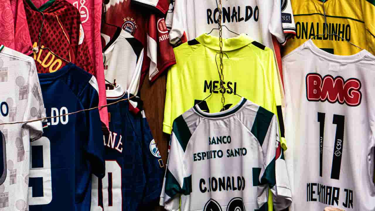 FCA warns UK football clubs about unauthorised financial sponsors