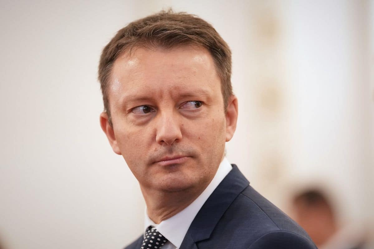 Romanian PM-designate Muresan loses confidence vote