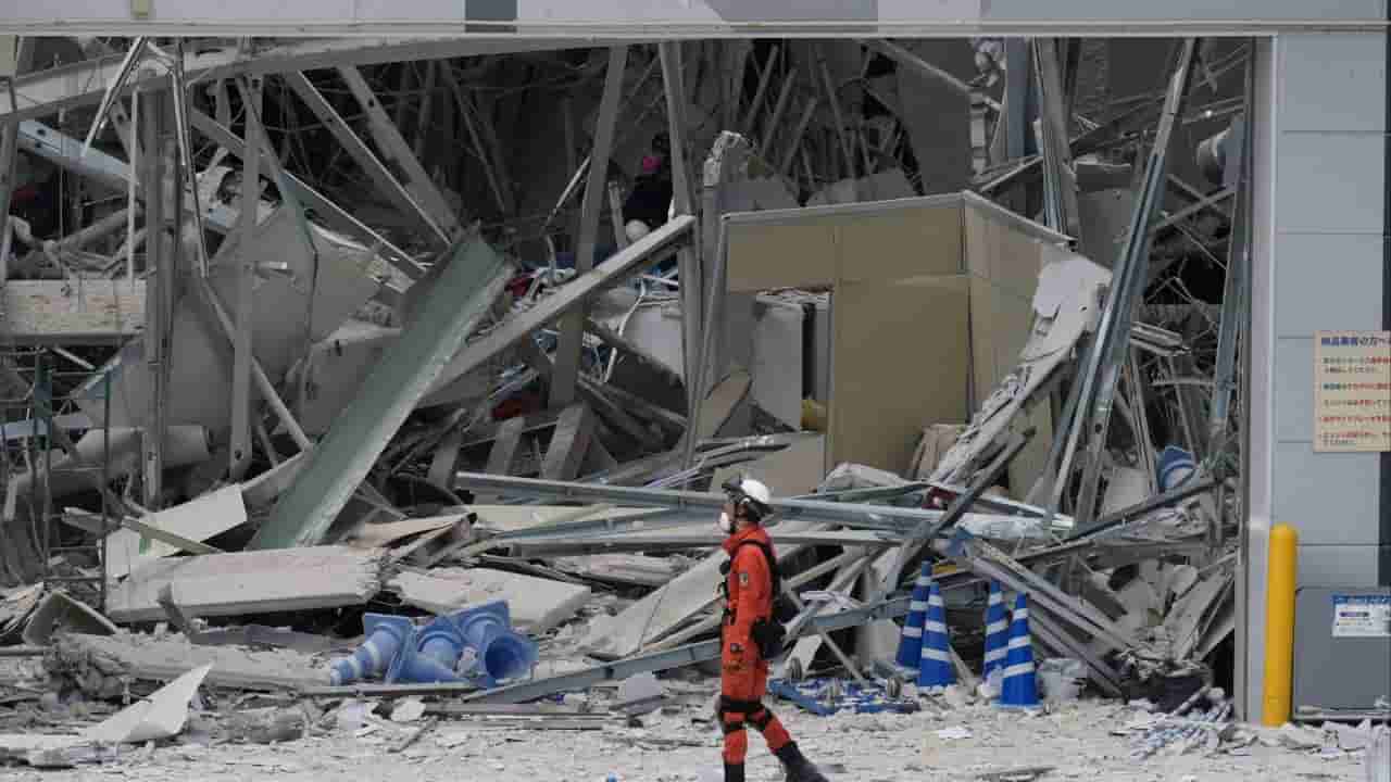Japanese mall rebuilt to withstand earthquakes collapses again