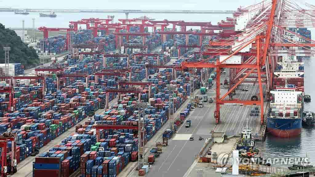 South Korea exports double in early October on chip strength