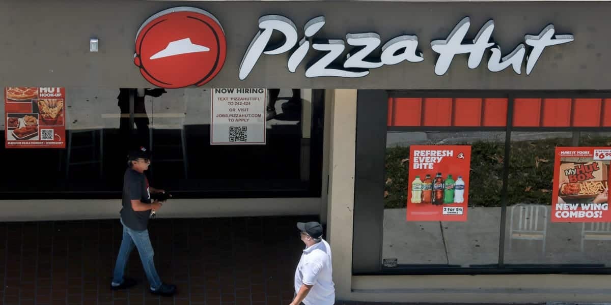 Yum Brands Sells Pizza Hut US Business to LongRange Capital for $1.5 Billion