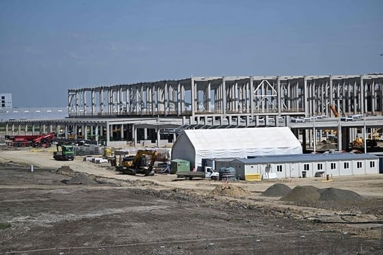 CATL Hungary Battery Plant Construction Halted Over Nickel Exposure