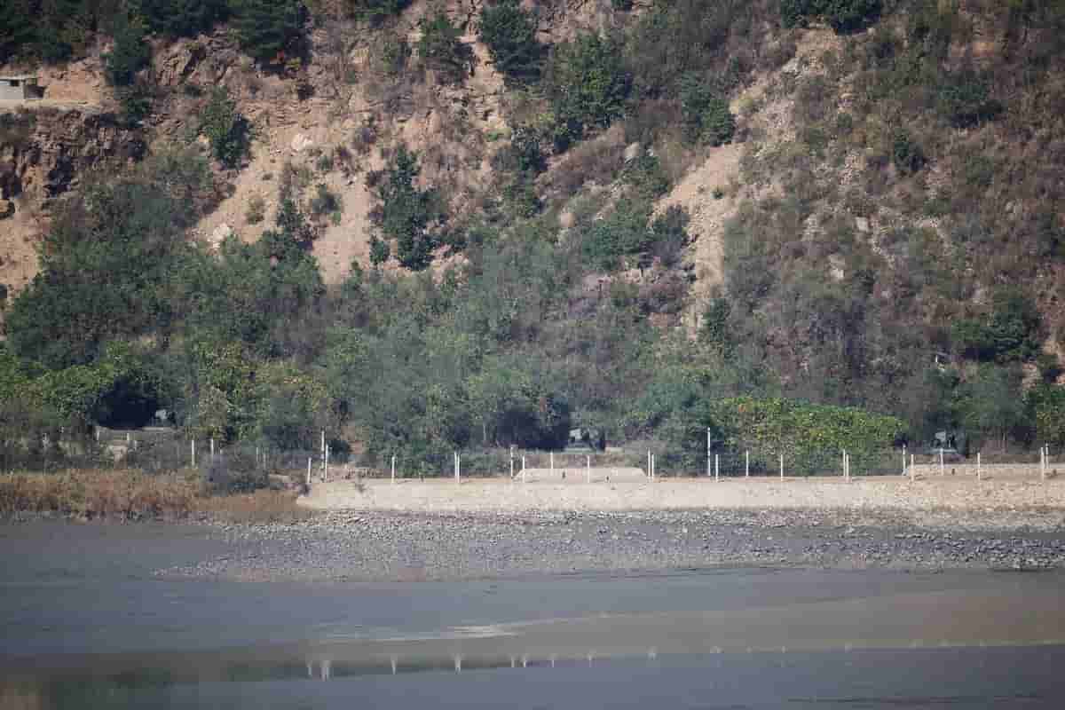 North Korea lodges UN letter, deploys howitzers near South Korean border