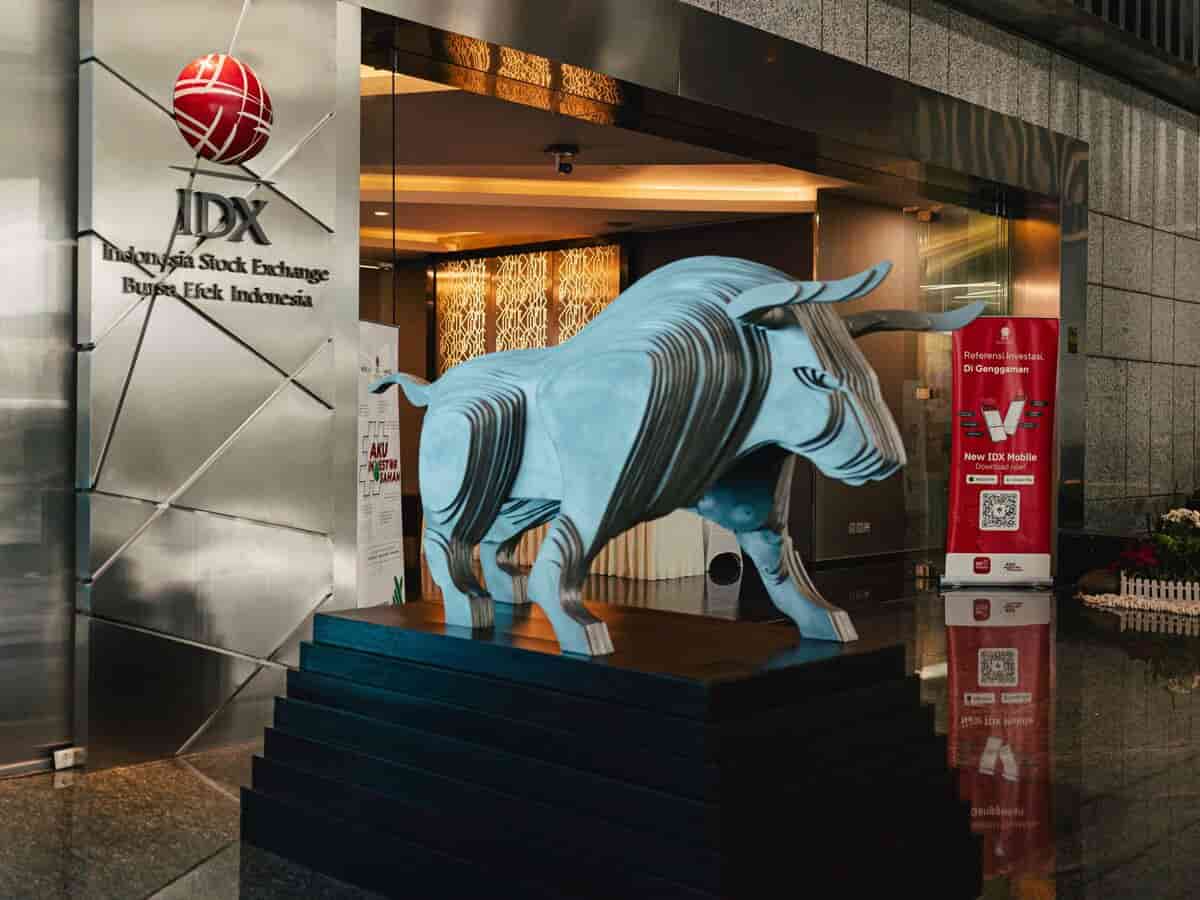 Indonesian Stocks Approach Bull Market Amidst Improving Sentiment