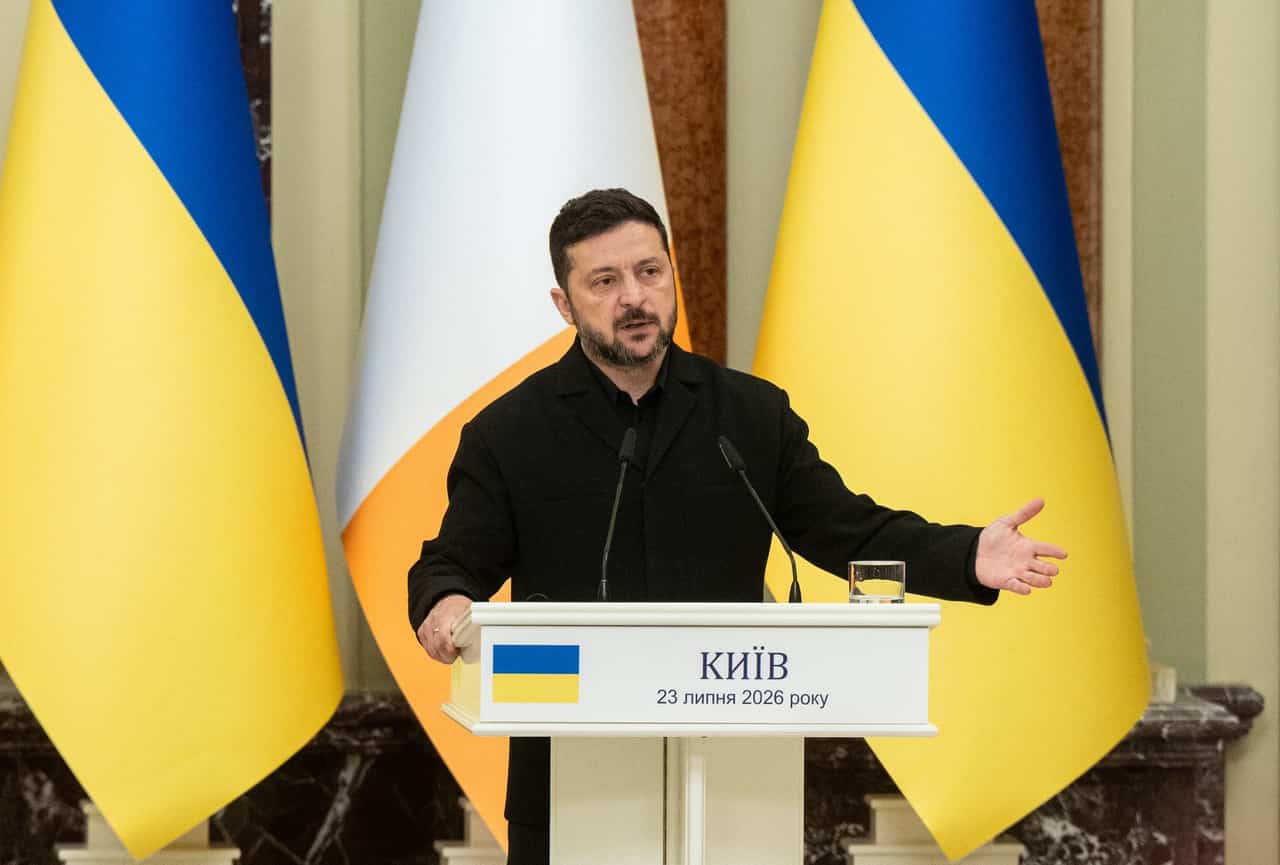 Zelensky: Dismissed Generals Syrskyi, Hnatov to Advise New Command