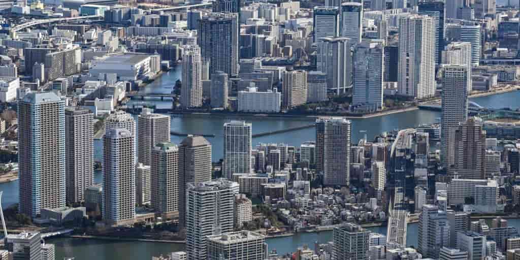 Tokyo existing condo prices fall for 4th straight month