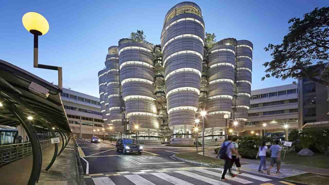 Singapore universities integrate AI to meet evolving job market demands