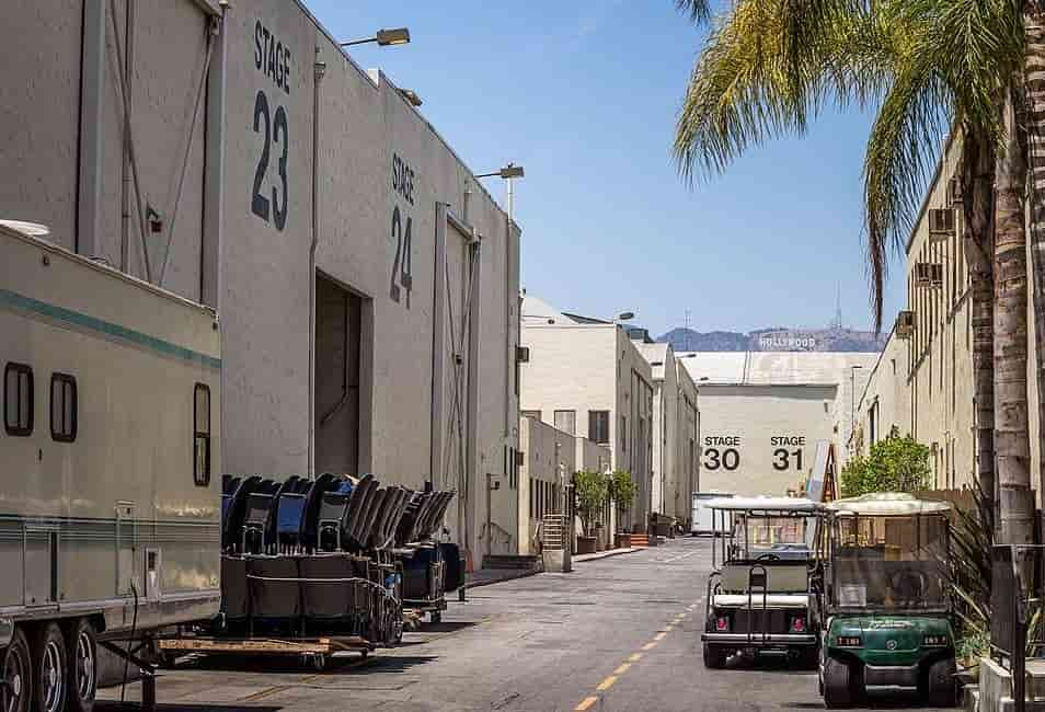 Tennessee Pitches Paramount on Relocation Amid Merger Uncertainty