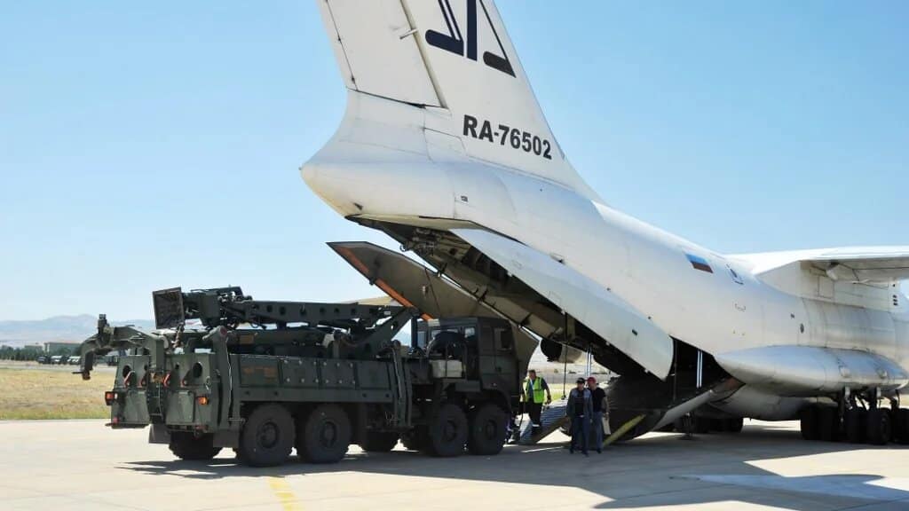 Russia open to Turkey selling S-400 systems to UAE, sources say