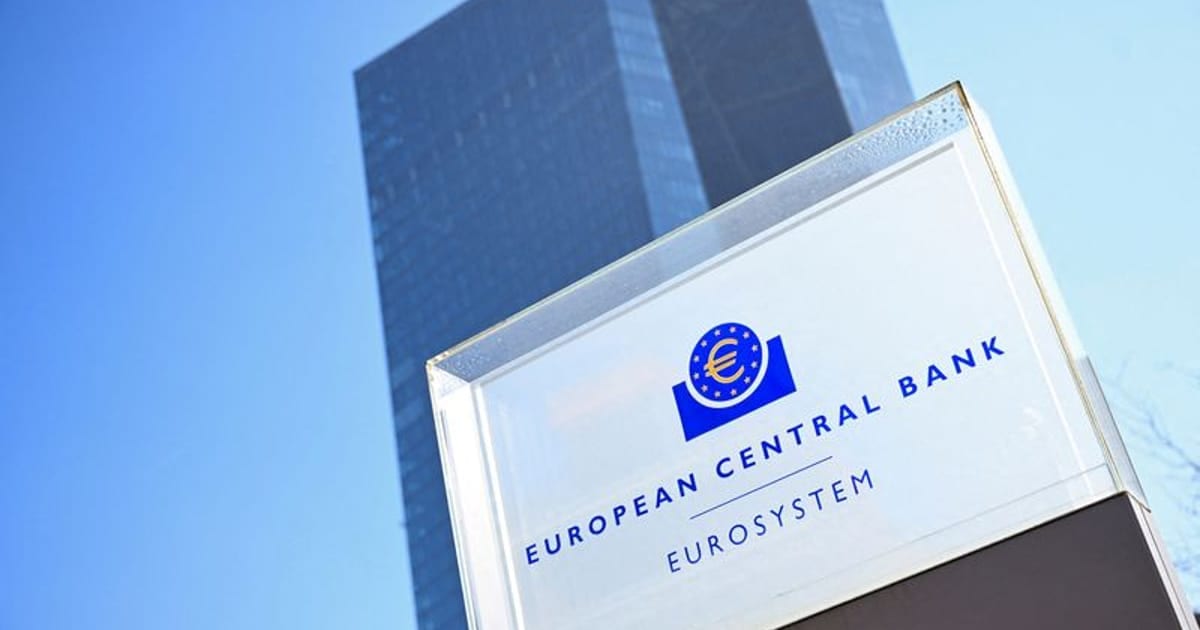 Euro zone business lending growth slows slightly in August