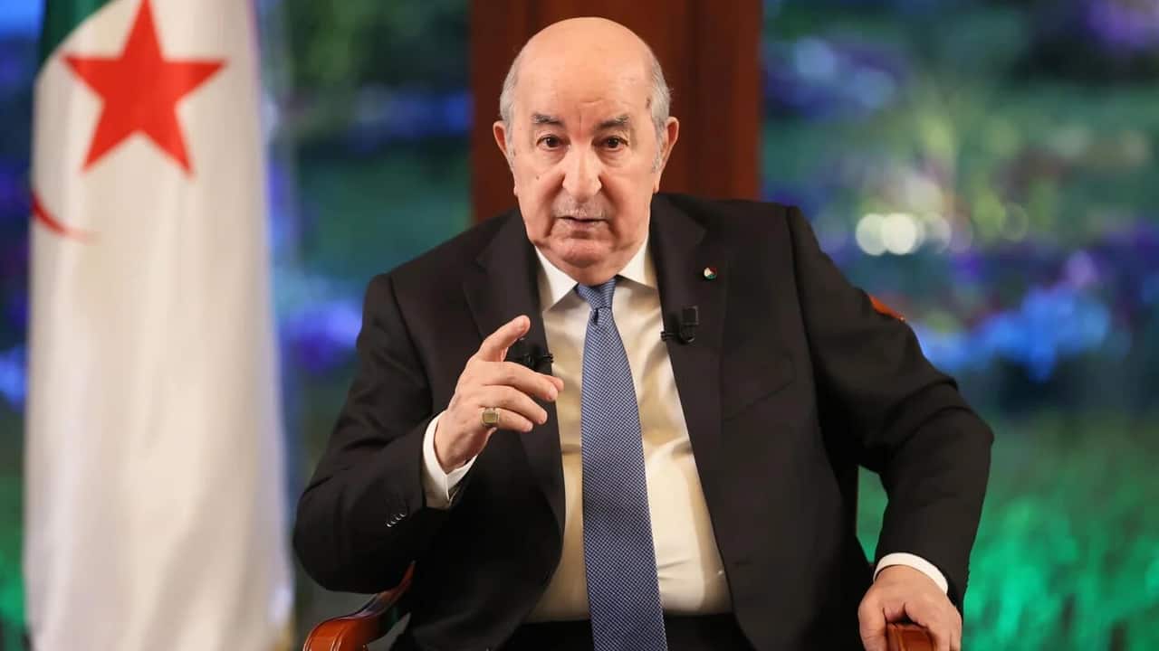 Algeria's Tebboune Vows Support for Tunisia Against 'Any Threat'