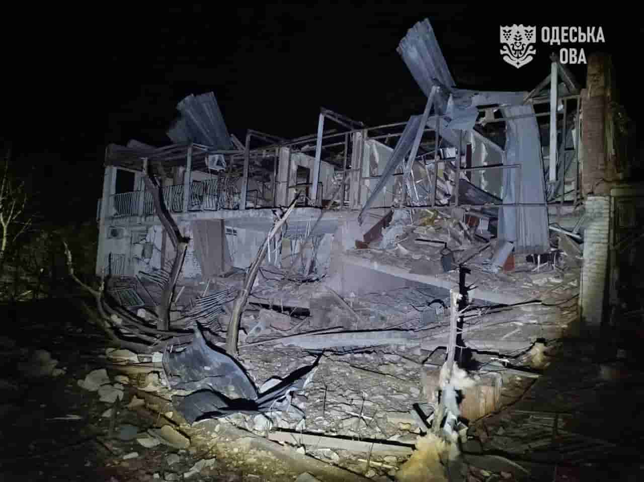 Russia strikes Ukraine energy facilities, killing 8 civilians