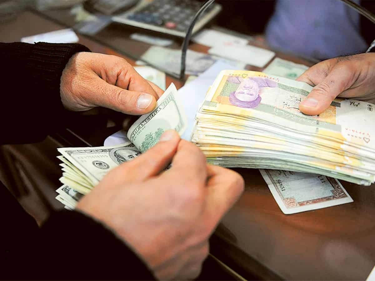 Iran's Rial Hits Record Low Amid New US Sanctions Threat