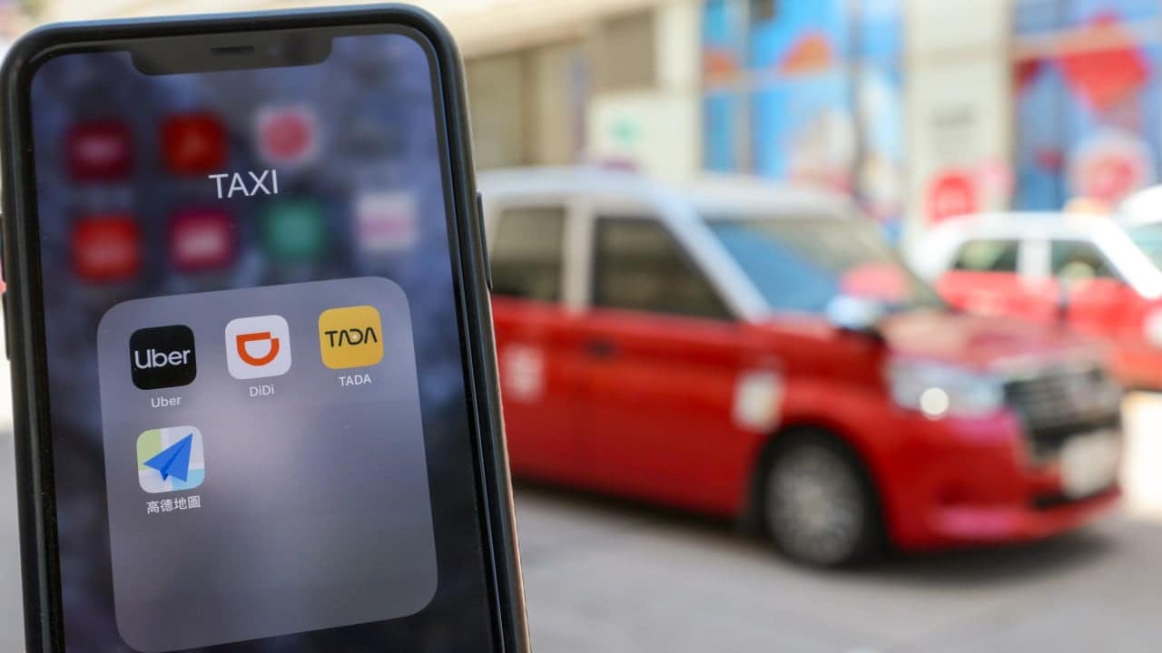 Four major ride-hailing operators apply for Hong Kong licenses