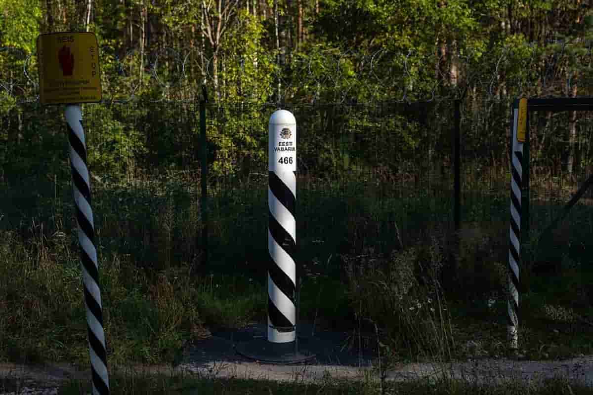 Estonia plans 150 bunkers along Russian border
