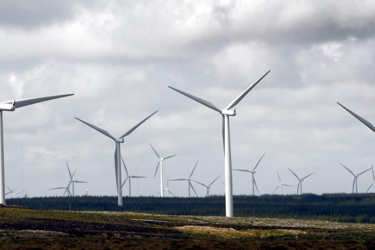 UK's largest windfarm plans to double capacity with taller turbines