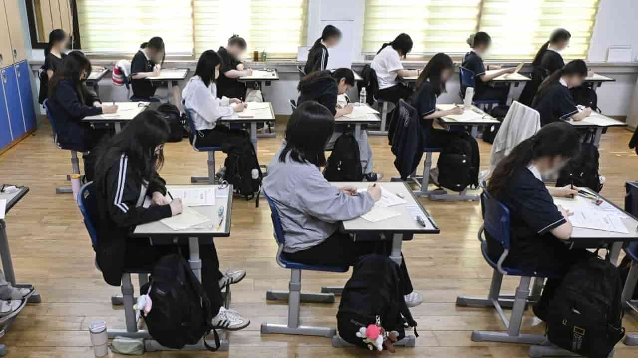 South Korea revises exam rules amid AI smart glasses concerns