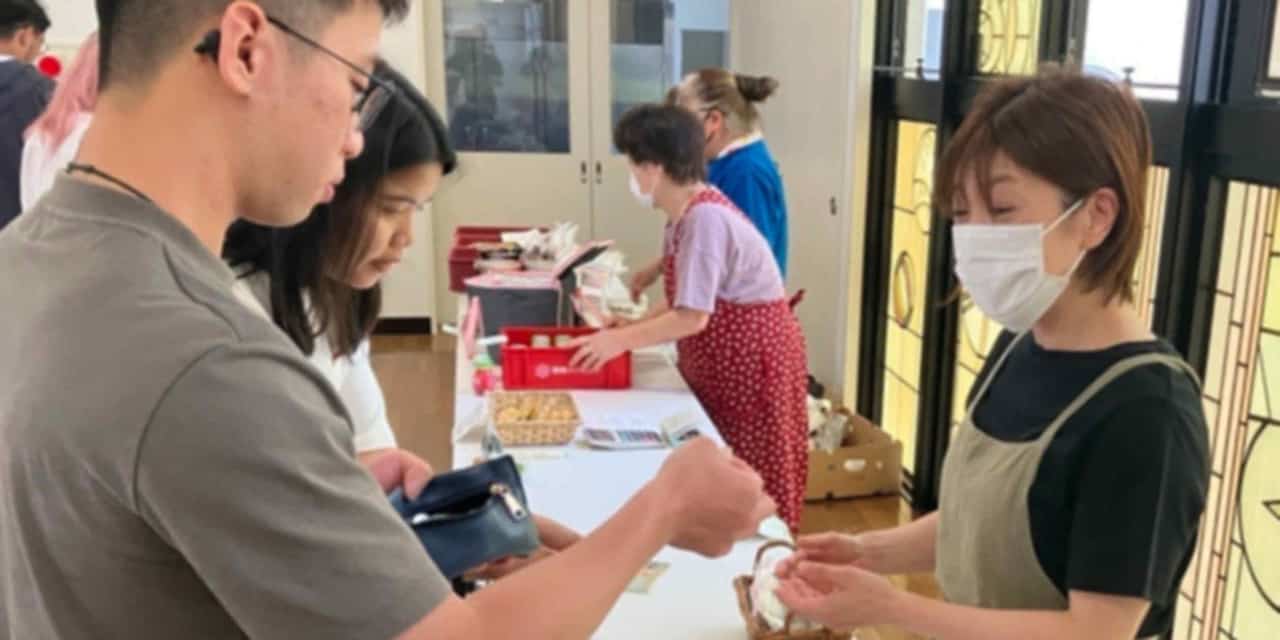 Foreign students choose to stay in Japan's aging northern city