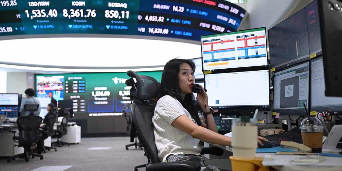 South Korea's Kospi Index Drives Global AI Trade Volatility
