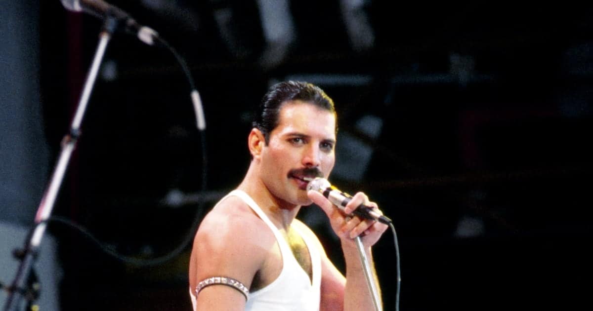 Freddie Mercury lyrics sell for £277,000 at auction