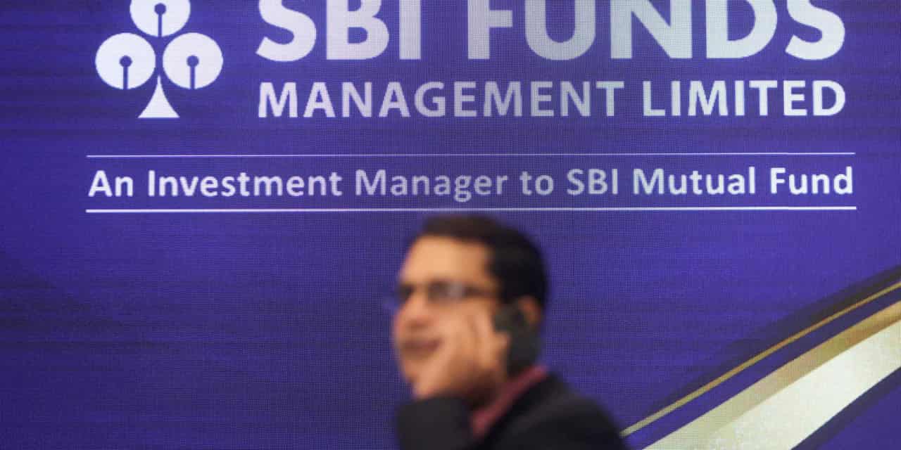 SBI Funds Management Shares Debut Up 7% on Indian Exchanges