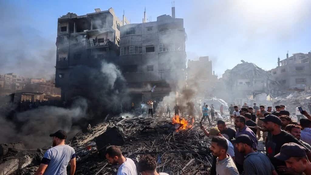 Haaretz: Israel arms drug dealers to commit ‘war crimes’ and loot homes in Gaza