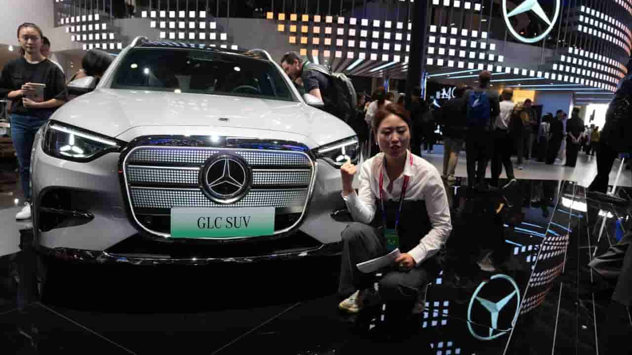 Foreign carmakers lose traction in China as luxury market share erodes