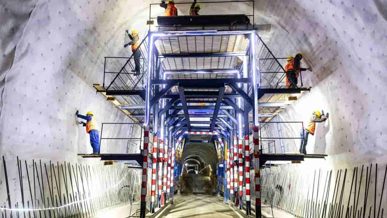 China Expands Central Asian Land Routes Amid Trade Shift