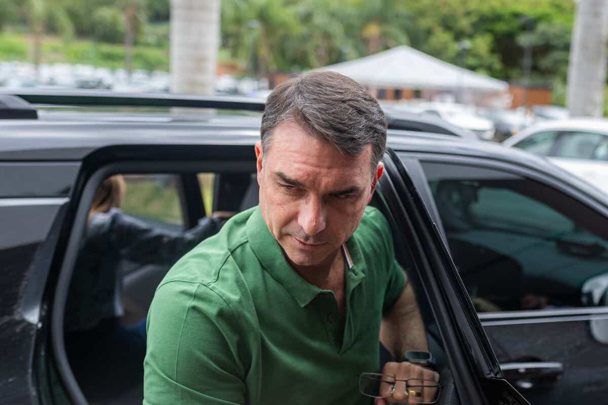 Bolsonaro Denies New Links to Bank Scandal After Media Reports