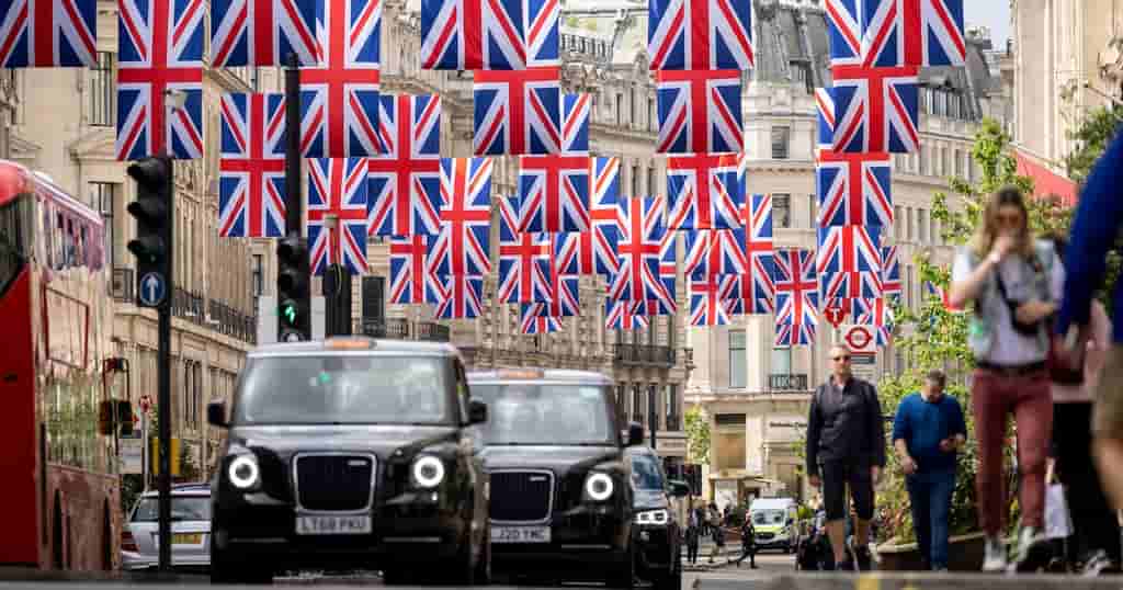 Selfridges urges UK to reinstate VAT-free shopping to boost high streets
