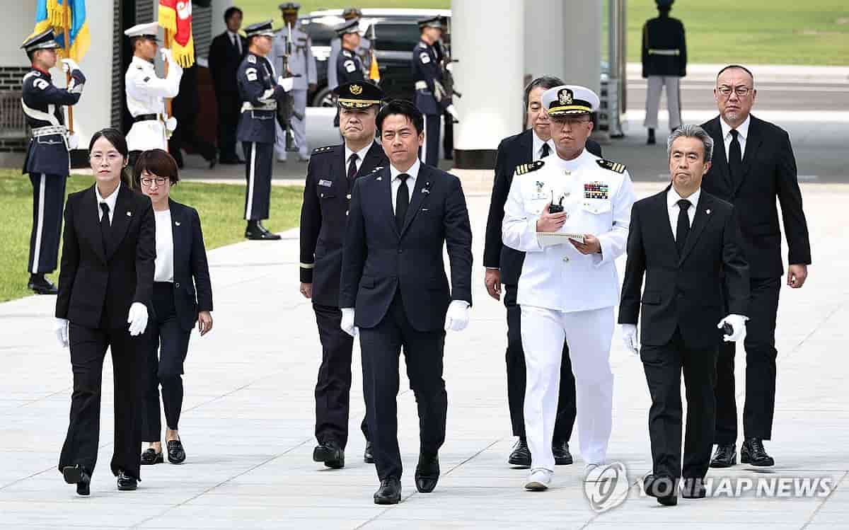 Japan's defense chief in S. Korea for deeper defense ties