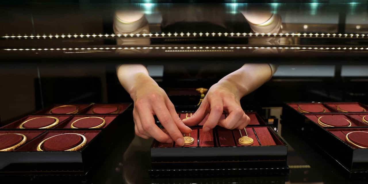 Laopu Gold misses earnings, cites industry headwinds