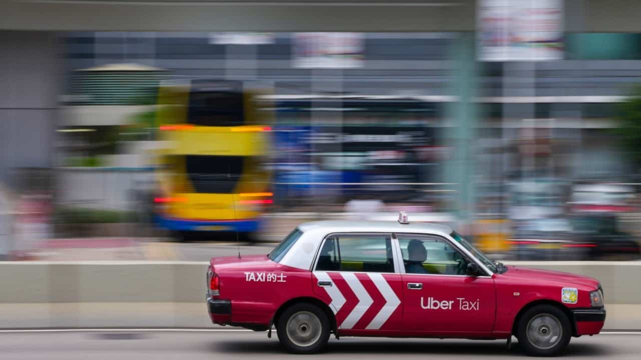 Hong Kong ride-hailing firms must handle 100,000 daily orders for license