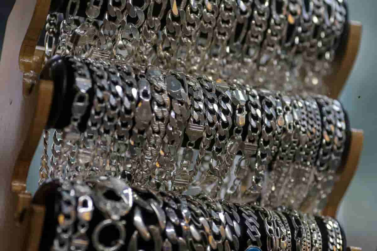 India Silver Imports Slump Amid New Licensing Regime