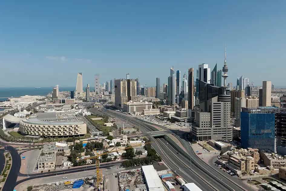 Kuwait reports damage, injuries from Iranian attacks on oil, power facilities